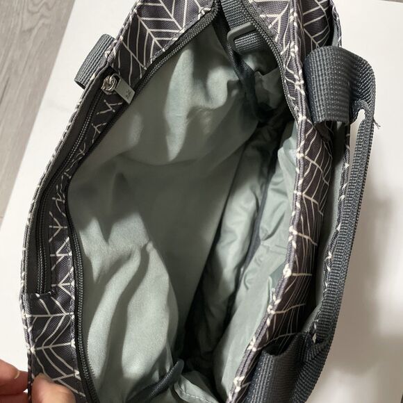 Skip Hop Duo Double Signature Diaper Bag Messenger Tote Gray Chevron 16x15x3.5" - Picture 4 of 8